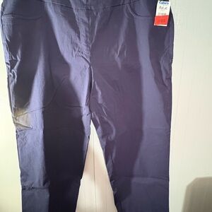 Women's Navy Capris